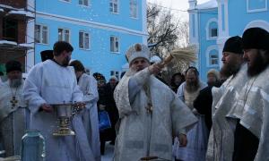 Modlitba požehnanej vody: Čo to je a prečo je dôležitá pre pravoslávneho človeka?